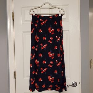 Liz Claiborne navy skirt size 10